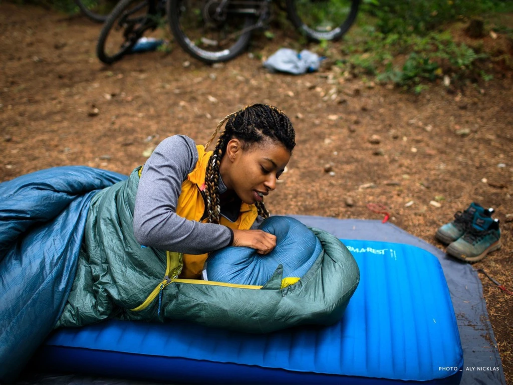 Therm-a-Rest Thermarest Air Head Down Pillow â Image 9